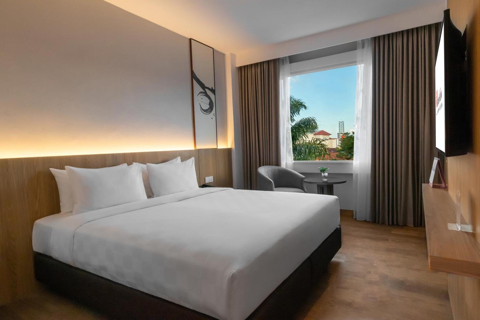 Swiss-Belinn Baloi Batam Нагоя Экстерьер фото